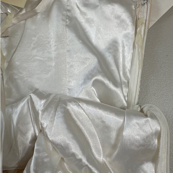 ECI New York 100% Silk Ivory Eyelet Ruffle Mini Spaghetti Strap Dress Size 10 - Picture 9 of 16